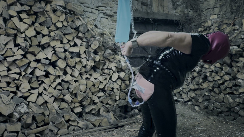 Mistress April: Cewek mesum di woodroom