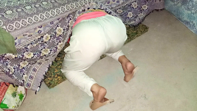 Netu: Моя дезі-покоївка застрягла і відтрахана