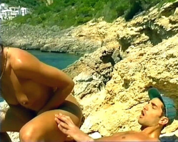 Hardcore German Club: German Stepsis Pleasing Stepbro on Vacation