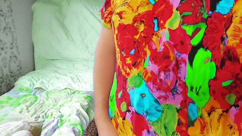 Kitty_Cross: 변함없는 손으로 아이라이너를 고정하는 오지는 트랜스 소녀