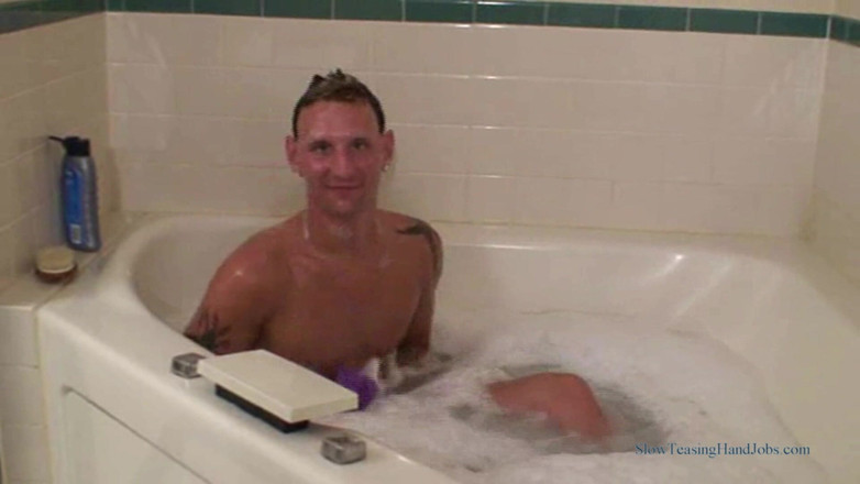 Wet Dream Men: Valentino - Kąpiel