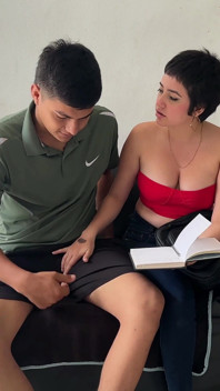 Excelente Explicacion De Mi Sexi Profesora De Anatomia Me Muestra Las Partes Del Cuerpo Y Luego Me Deja Meterle Mi Rica Polla