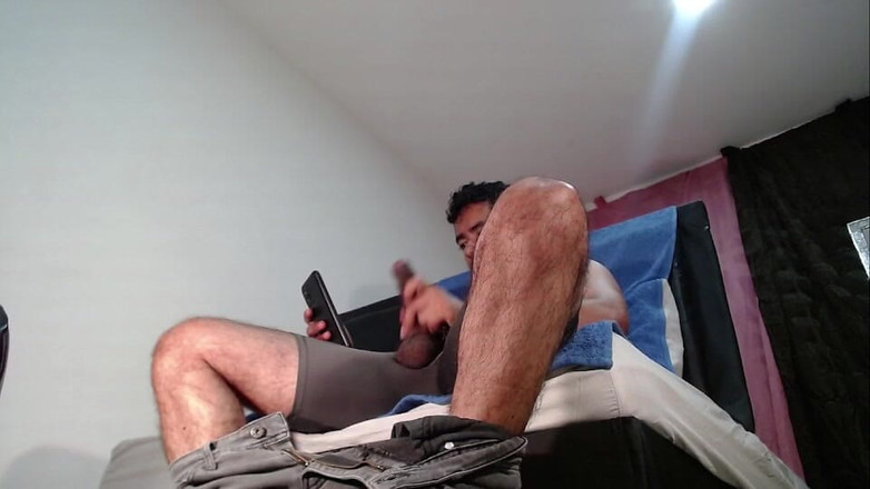 Tommhot: 포르노를 보면서 자위할 때 카메라를 켜둔 채로 했어요