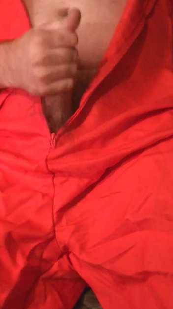 Au79: Escapado ahora masturbándose