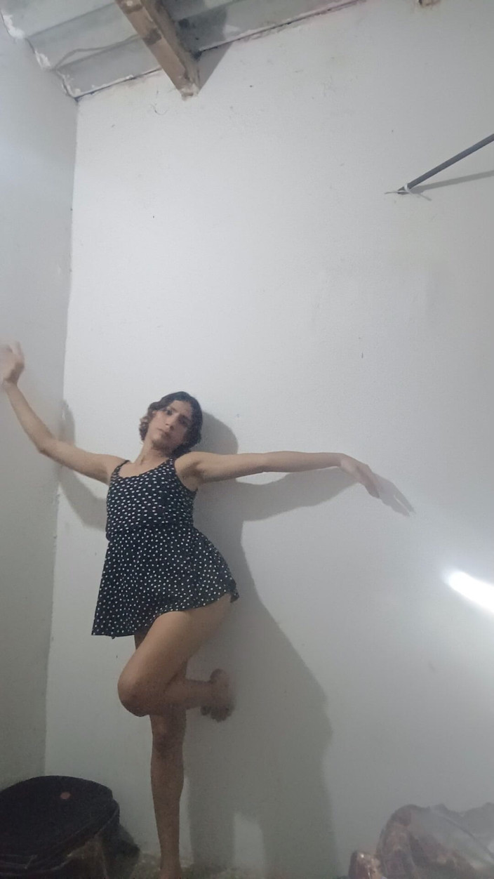 Femboy from Colombia: Este novo momento de dança sexy