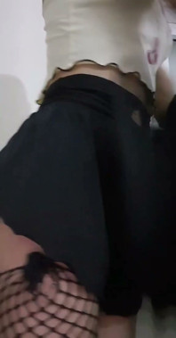 My Beautiful Body Is a Moroccan Girl, I Want to Contain Me