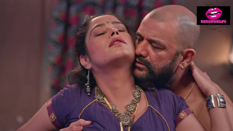 Indianpinklips: Ullu Actress Sex with Desi Man
