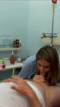 Doctor piss - nice teen girl Nicole gets hardcore urinotherapy!