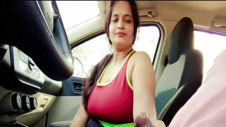 Your Arya: Desi freundin riskanter sex im auto. Gelutscht, gefickt, hanjob, abspritzen...