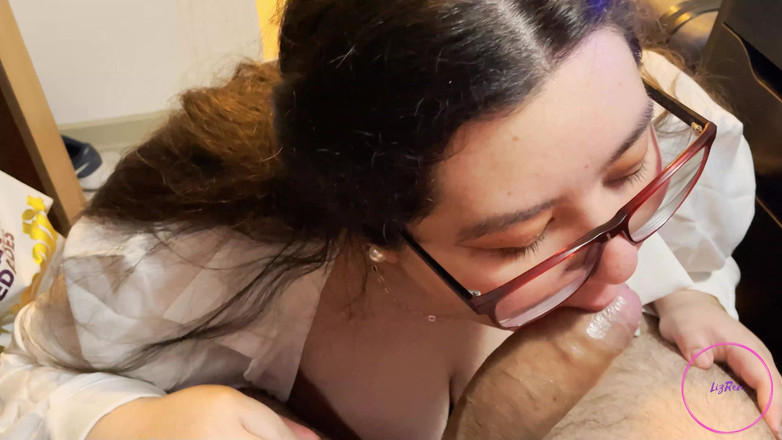 Lizren: Zůstáváme sami po práci v kanceláři
