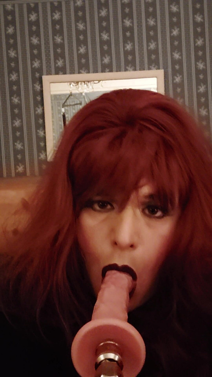 Tongue Lashor 69: Retro Rewind - practică orală