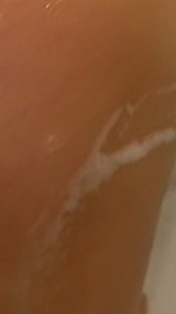Two Lesbians Have Sex in the Bathroom
