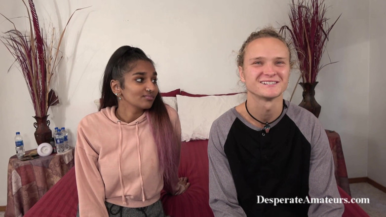 Media Originals: Cewek amatir yang putus asa pepper hart dan kama sultra...