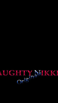Štíhlá milf dildo stříkající orgasmus