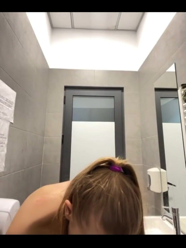 JuiceLussie: Anal Fucking