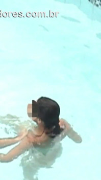 Boy films shameless friends naked in the pool