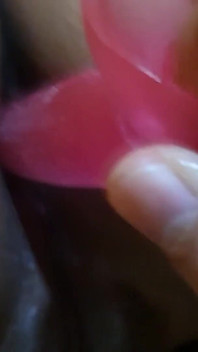 Eli sangat slutty