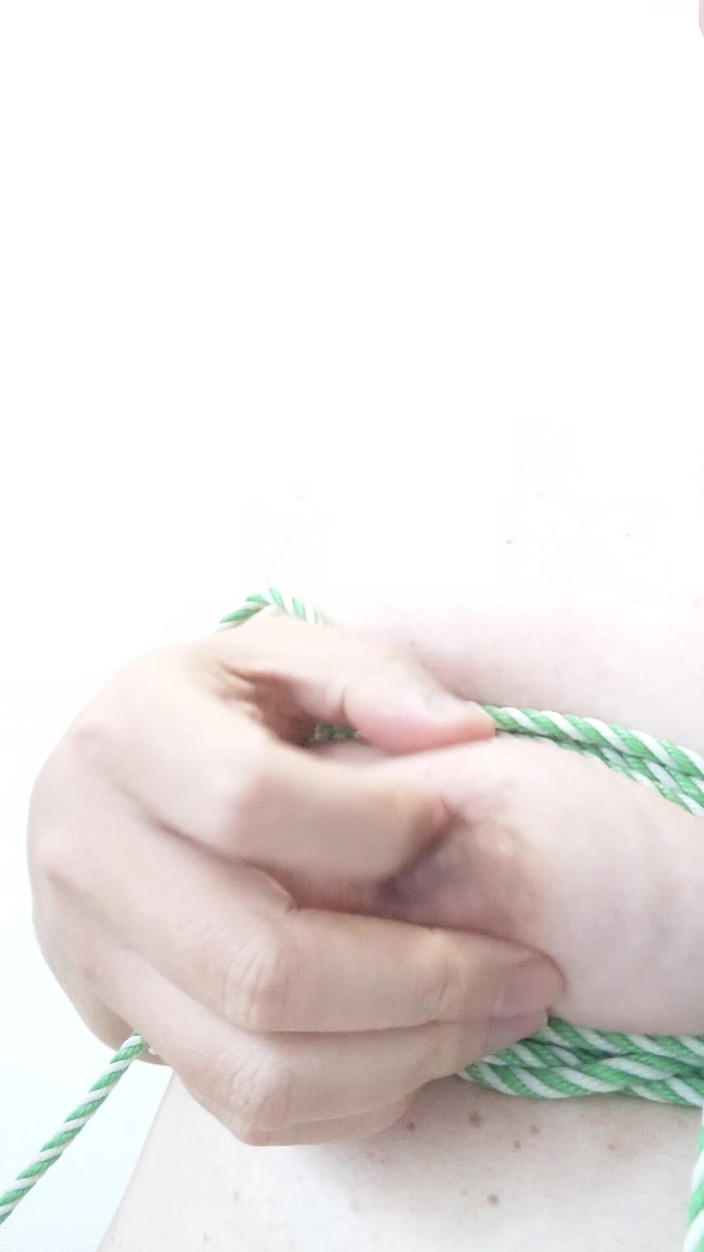 Tomoooi: Tocando mamilo