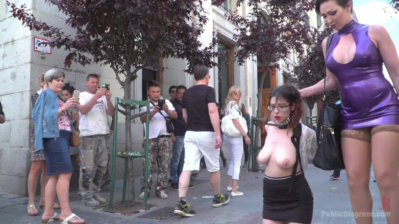 Public Disgrace by Kink: Zenda sexy: utanç yürüyüşü