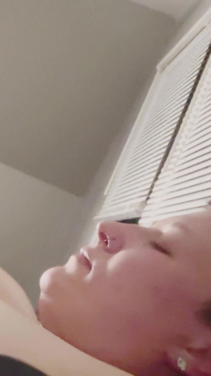 Thekookiejar: Skyy Blu fête Noël avec une bite dans la bouche...