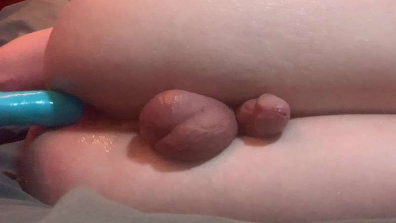 Brashen: Femboy Twink folla semen de sí mismo