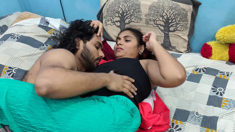 Vaigavarun45: Girl Suck Boy Chest and Boy Removing Girl Dress Hot...