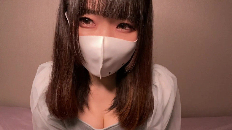 Gionji Miyu: Asian hottie makes herself cum with vibrating toy
