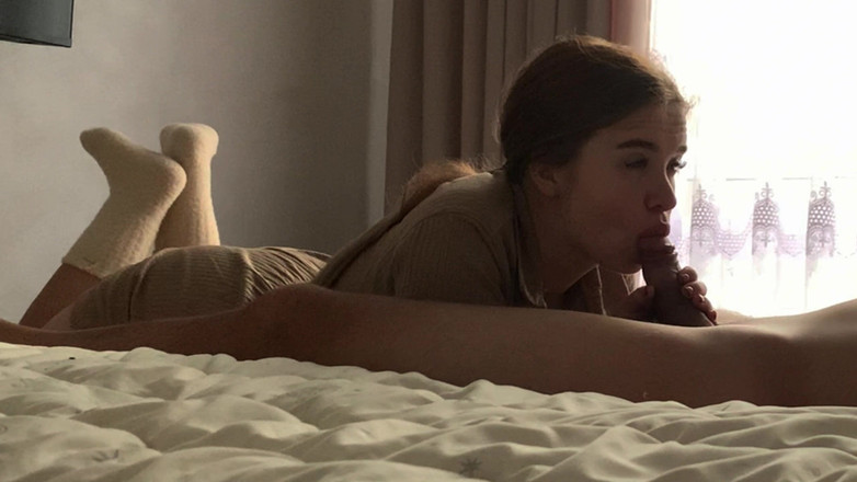 xKeryB: Чудесный минет от этой симпатичной и горячей крошки