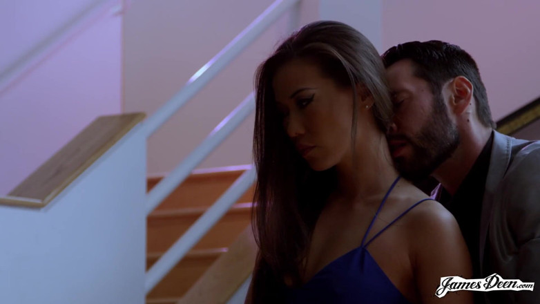James Deen: 딥쓰롯과 얼굴 사정을 좋아하는 Kalina Ryu