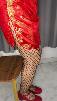 Sis-k Fishnet Bodysuit Ep3: Jearking med näthandskar