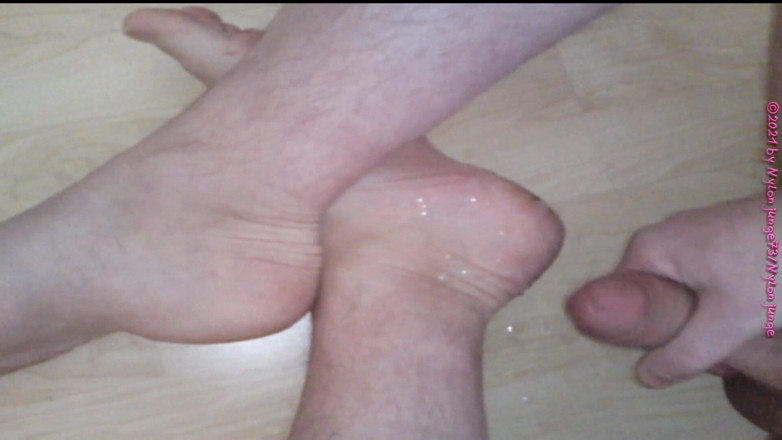 Carmen_Nylonjunge: Horny on your own feet ** HD nostalgia **