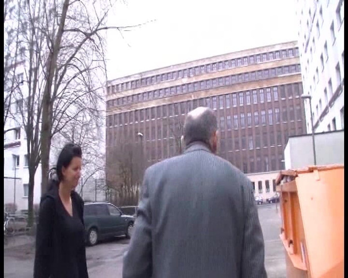 DEUTSCHLAN PORNO XXX: Vintage, sexe en voiture, gorge profonde et jeunes nanas chevauchant...