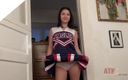 ATKIngdom: Achter de schermen met sexy tiener cheerleader