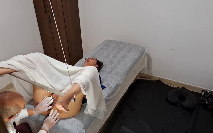 Victor SweetCoupleStories: Ngày hẹn của bác sĩ phụ khoa.