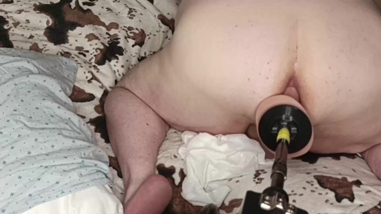 ChubbyCat: Głęboka analna maszyna do pieprzenia w grubym męskim tyłku - ciężka...