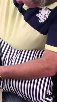 Yasmeena的屁股被狠操