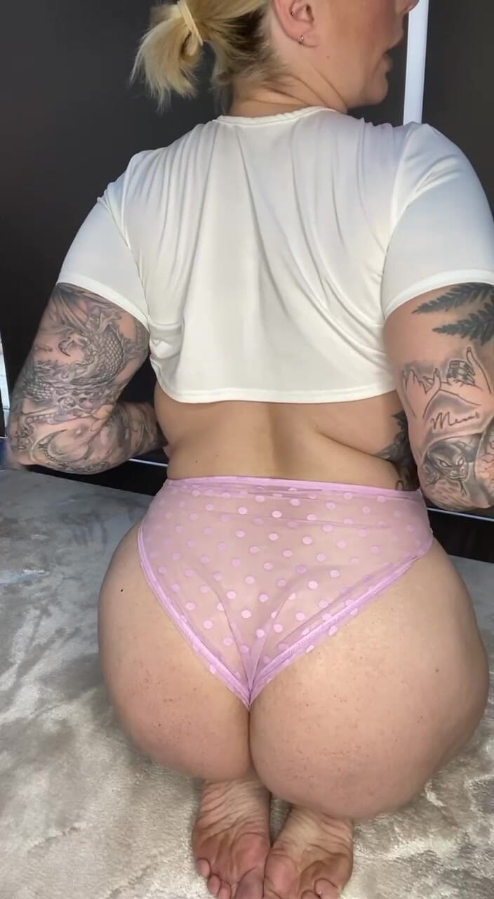 Paige Turnah: Quiero tu polla dura en mí