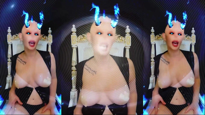 Goddess Misha Goldy: Ich bin deine lustvolle neue Religion und neuer dunkler GOTT...