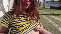 ExpressiaGirl: O tânără muistă a spionat-o pe mama vitregă în parc și s-a...