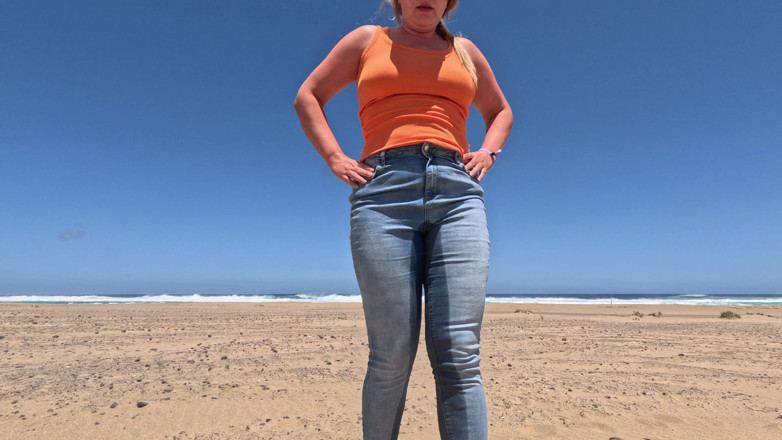 Emma Voyeur: Beach Jeans Wetting - Another Sandy Soaking