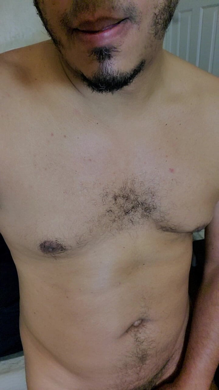 Browndicksavior: Accarezzo il tuo cazzo con me mentre immagino di leccarti...