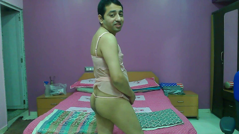 Cute & Nude Crossdresser: สาวประเภทสองเซ็กซี่ Sweet Lollipop ในชุดชั้นในกับกางเกงตูดตึงเซ็กซี่