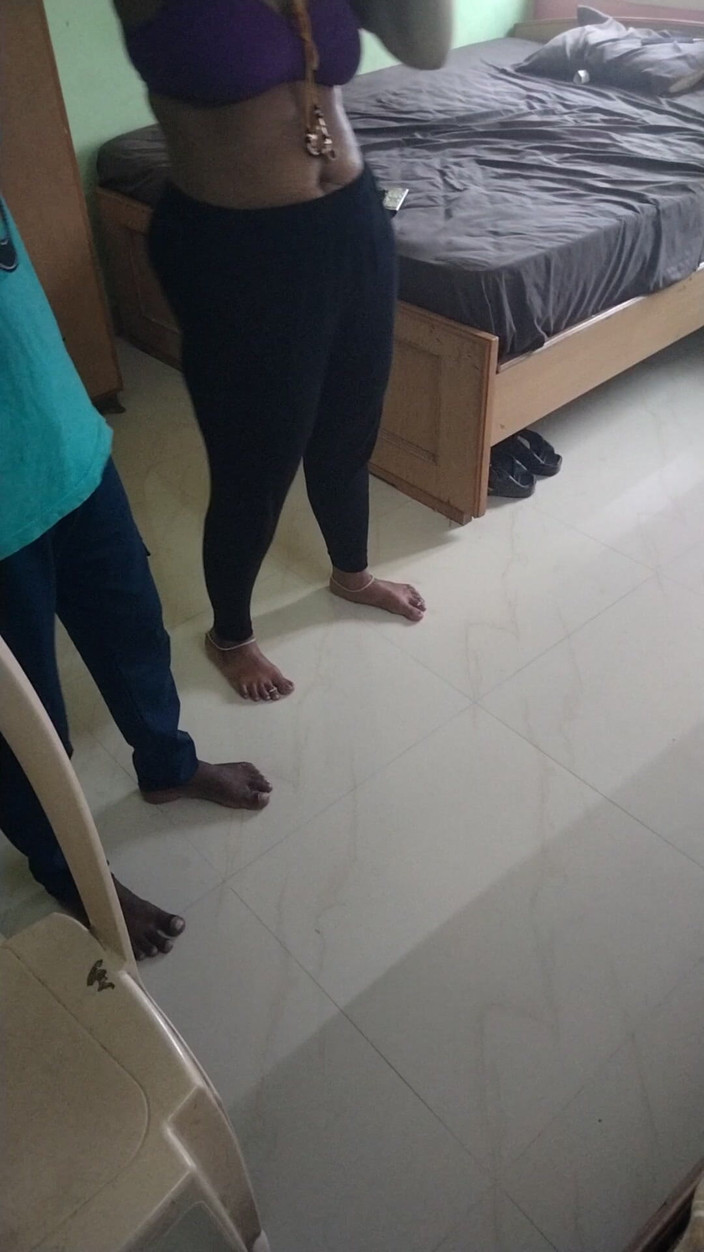 Tamil lesbian: Chuẩn bị cho quay video khiêu dâm