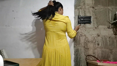 Marys: Adakah Ini Kali Pertama Awak? Si Dia Mengongkek Dan Merintih...