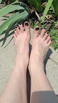 Bright Bulging Veins Fit for a Vampire