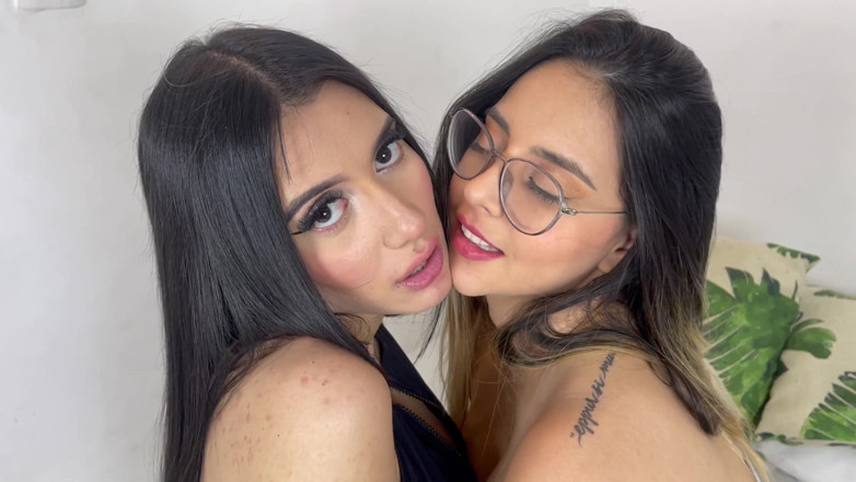 Sussy Love: My Best Friend Visits Me at Home