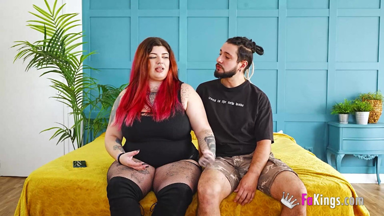 FAKings: Vẻ đẹp mũm mĩm thay thế Fucks Một khách du lịch:...