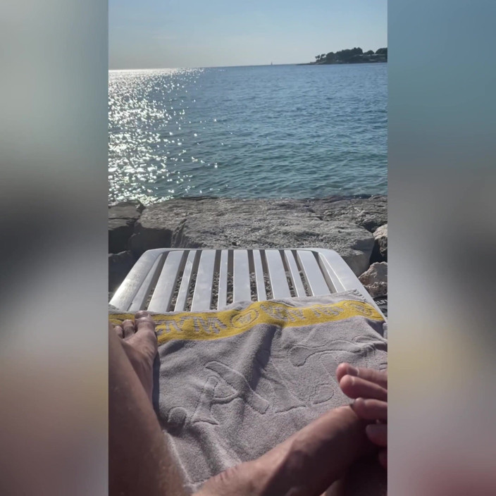 Spuirtcouplexxxx: Footjob am strand von Vallarta