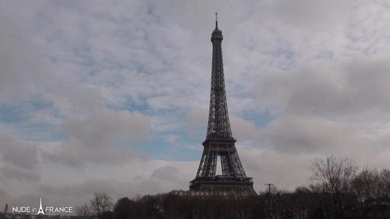Nude in France: Paris'te balayında gerçek bir çiftin seks kaseti