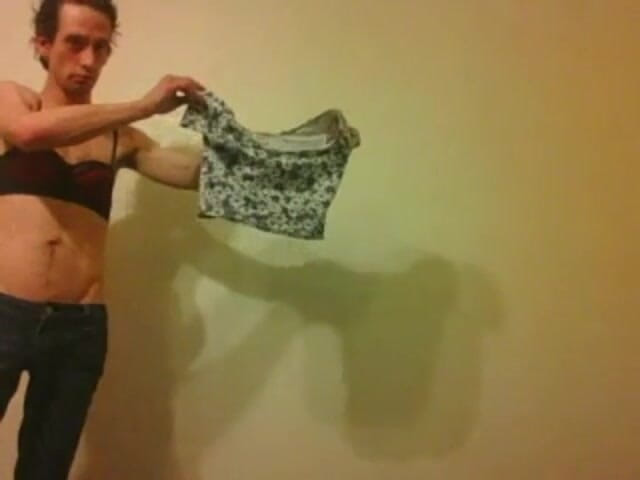 LilTaste: Transgirl Trying Clothes I No Longer Own (no Audio/no Sound)